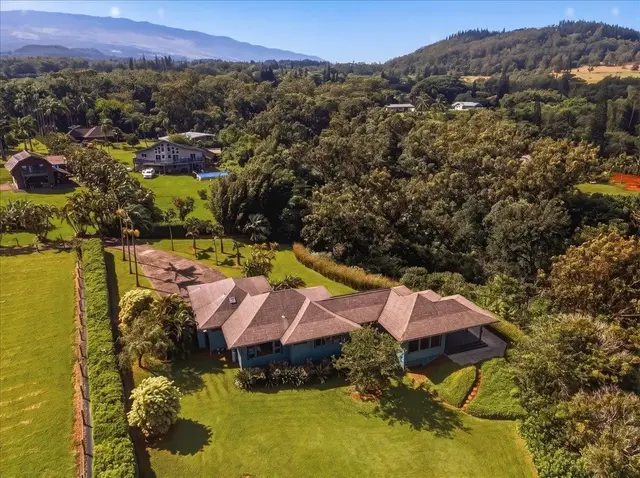 Listing Image for 1316 Hogback Rd 37 of 50