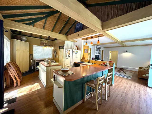 Listing Image for 1751 Kalae Hwy 10 of 16