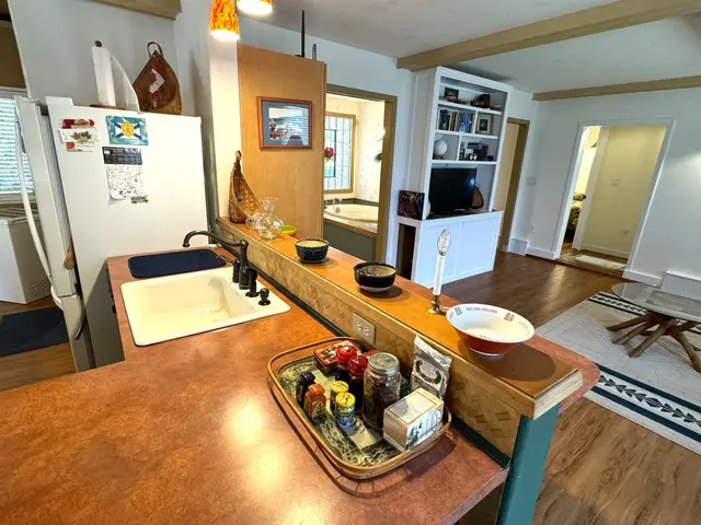 Listing Image for 1751 Kalae Hwy 2 of 16