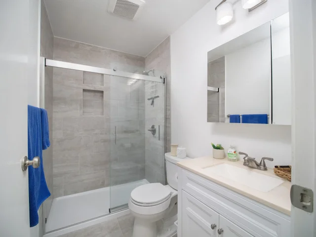 Listing Image for 15 Kulanihakoi St 16g 10 of 25