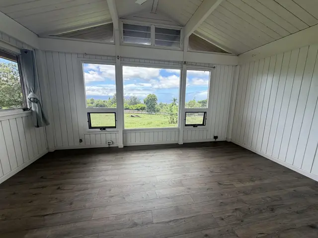 Listing Image for 140 Kahala Pl 20 of 34