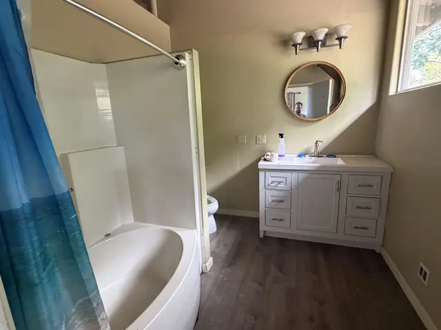 Listing Image for 140 Kahala Pl 8 of 34