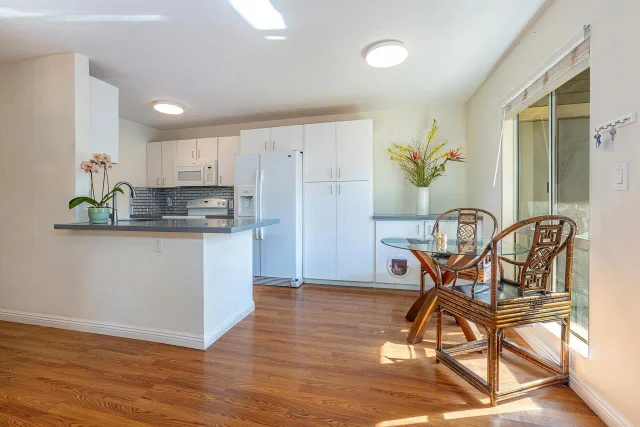 Listing Image for 140 Uwapo Rd 57-101 5 of 33