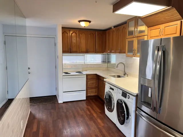 Listing Image for 3676 Lower Honoapiilani Rd D301 4 of 26