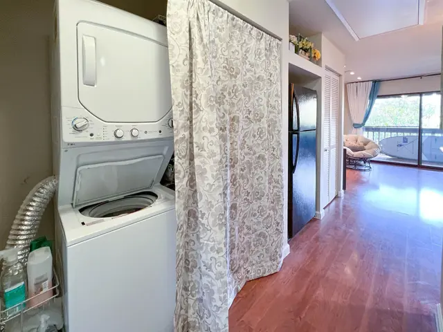 Listing Image for 3740 Lower Honoapiilani Rd F307 14 of 20