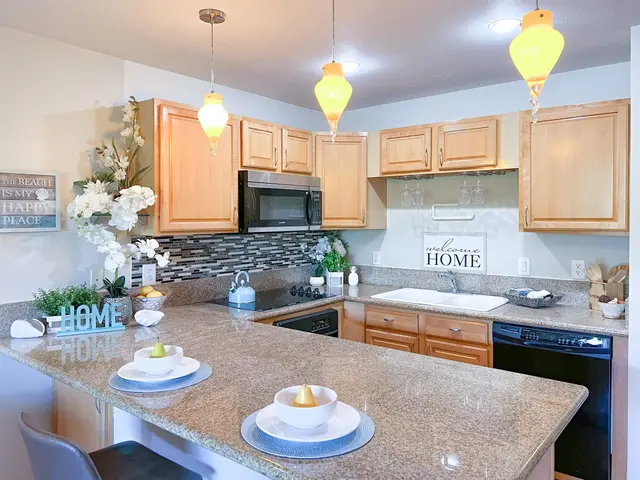 Listing Image for 3740 Lower Honoapiilani Rd F307 5 of 20