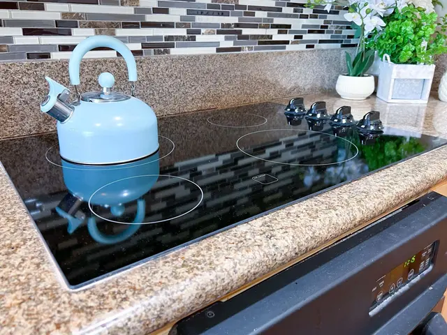 Listing Image for 3740 Lower Honoapiilani Rd F307 7 of 20