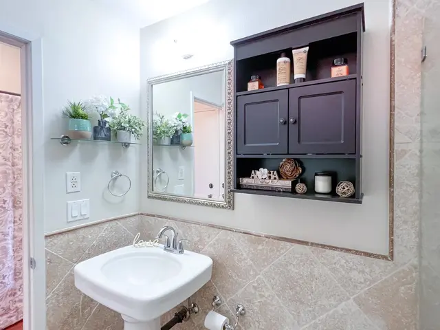 Listing Image for 3740 Lower Honoapiilani Rd F307 9 of 20