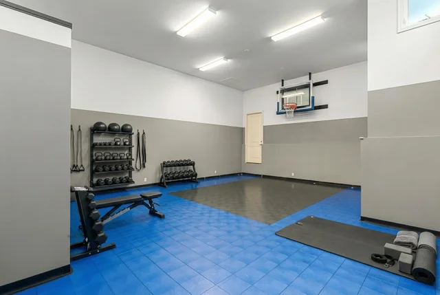 Listing Image for 2673 Kamaile St 28 of 50