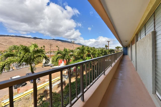Listing Image for 20 Hauoli St 305 22 of 29