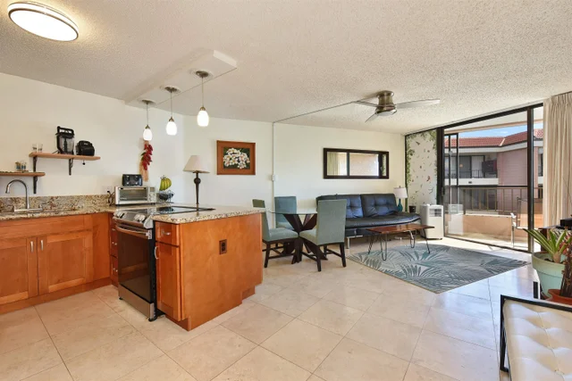 Listing Image for 20 Hauoli St 305 4 of 29