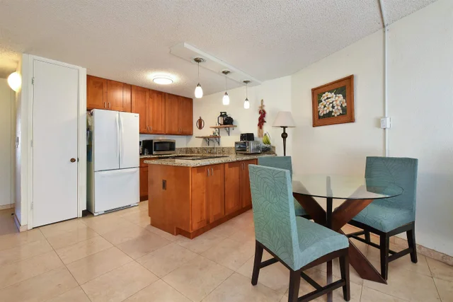 Listing Image for 20 Hauoli St 305 29 of 29