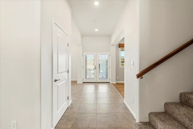 Listing Image for 29 Papakapu Pl 2 of 50