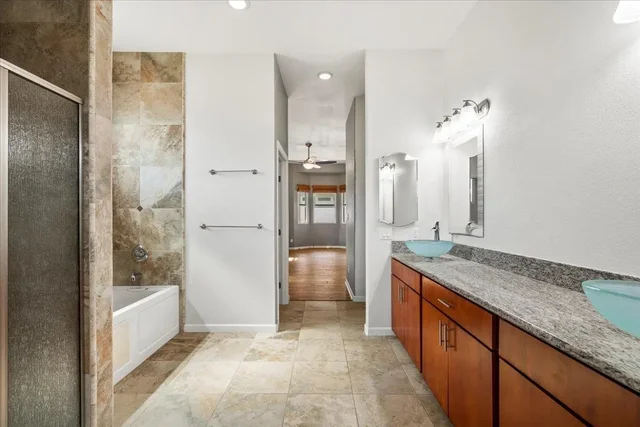 Listing Image for 29 Papakapu Pl 22 of 50