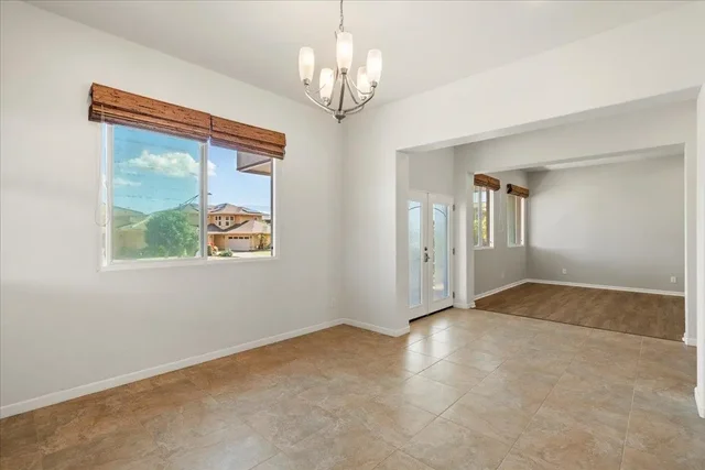 Listing Image for 29 Papakapu Pl 4 of 50