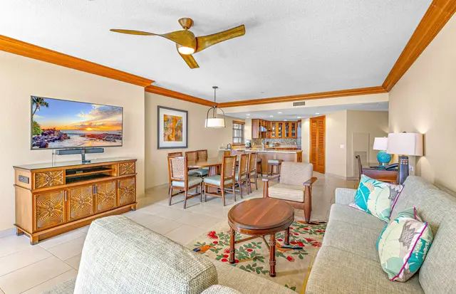 Listing Image for 200 Nohea Kai Dr 3-up 48-52 10 of 22