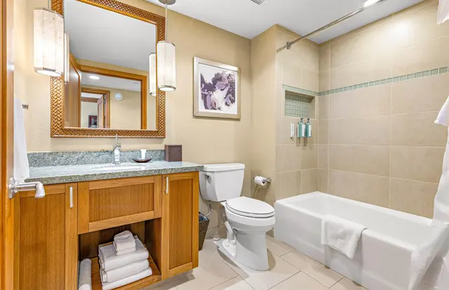 Listing Image for 200 Nohea Kai Dr 3-up 48-52 21 of 22