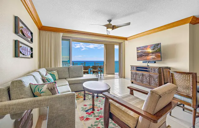 Listing Image for 200 Nohea Kai Dr 3-up 48-52 8 of 22