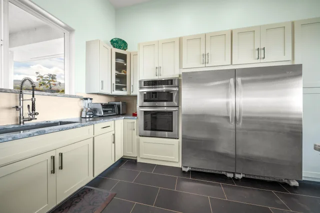 Listing Image for 272 Huahua St 14 of 43