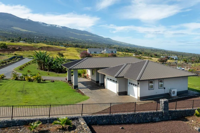 Listing Image for 272 Huahua St 5 of 43