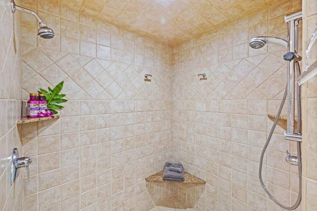 Listing Image for 3875 Lower Honoapiilani Rd B305 32 of 35