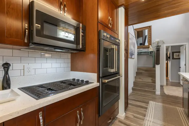 Listing Image for 221 Waipahe Pl 16 of 50