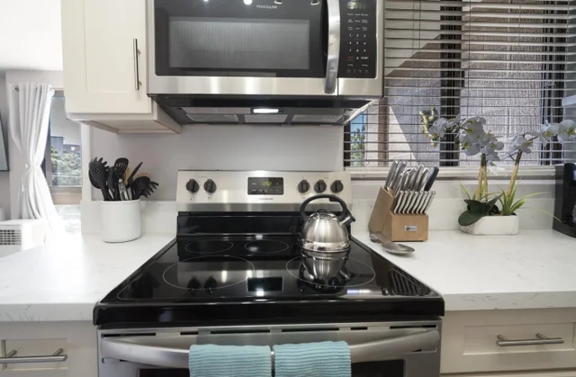 Listing Image for 4310 Lower Honoapiilani Rd 411 10 of 38