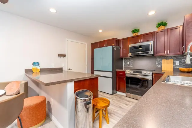 Listing Image for 305 Pulihi St 8 of 38