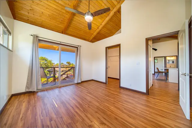 Listing Image for 185 Auhana Rd Unit A 11 of 28