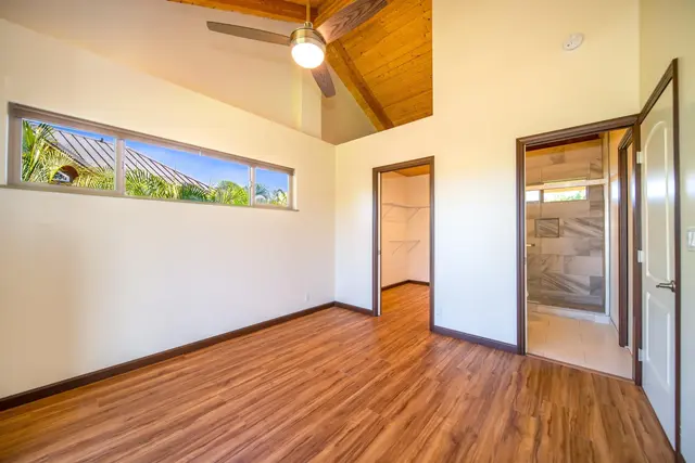 Listing Image for 185 Auhana Rd Unit A 12 of 28