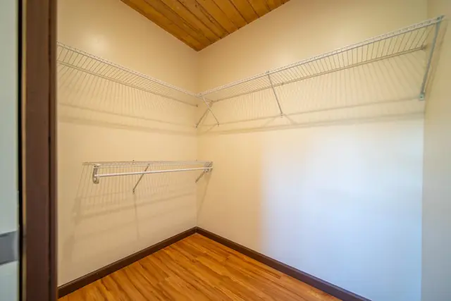 Listing Image for 185 Auhana Rd Unit A 14 of 28