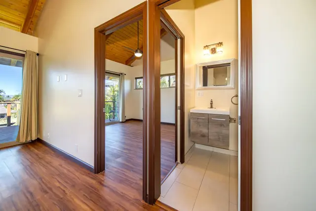 Listing Image for 185 Auhana Rd Unit A 18 of 28