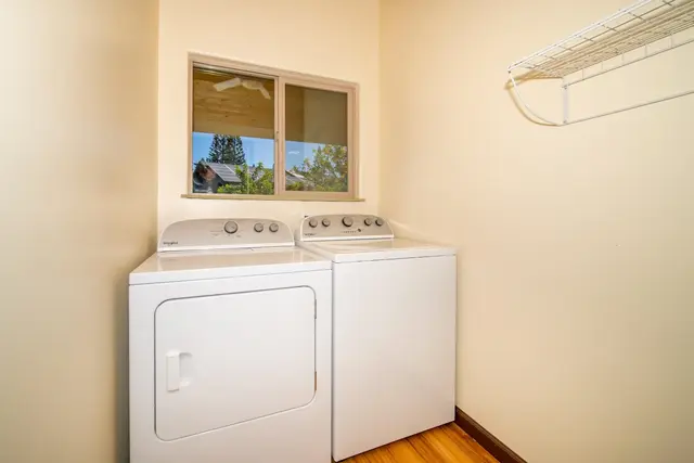 Listing Image for 185 Auhana Rd Unit A 19 of 28