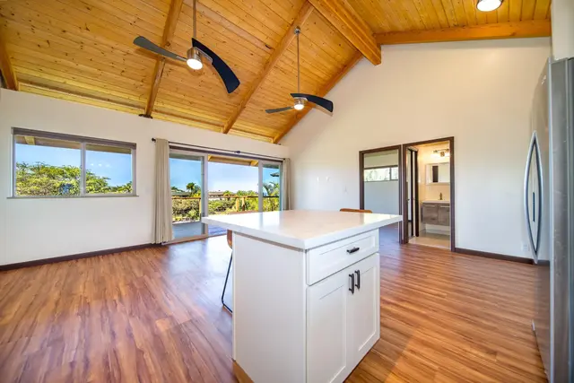 Listing Image for 185 Auhana Rd Unit A 6 of 28