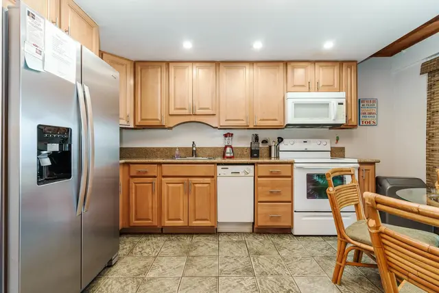 Listing Image for 4435 Lower Honoapiilani Rd 112 11 of 30