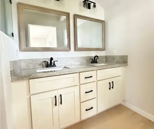 Listing Image for 208 Mehani Cir 15 of 20