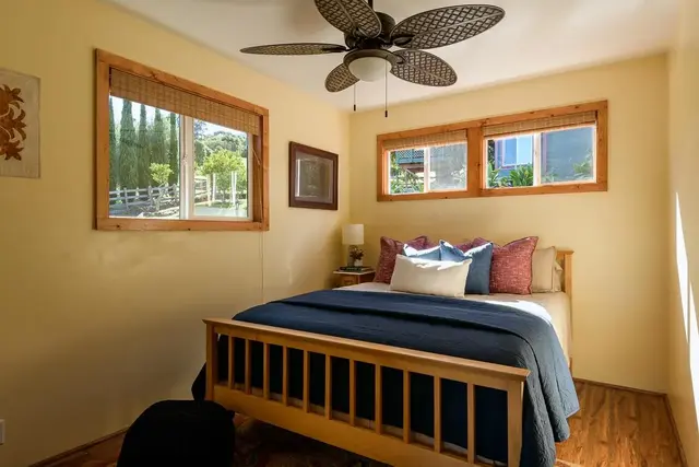 Listing Image for 53 Maukanani St 10 of 40