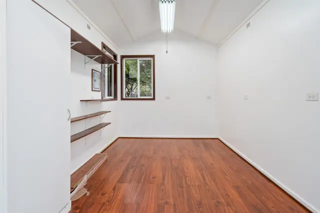 Listing Image for 53 Maukanani St 30 of 40