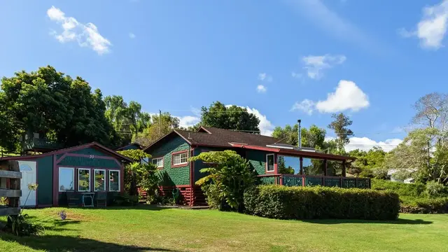 Listing Image for 53 Maukanani St 34 of 40
