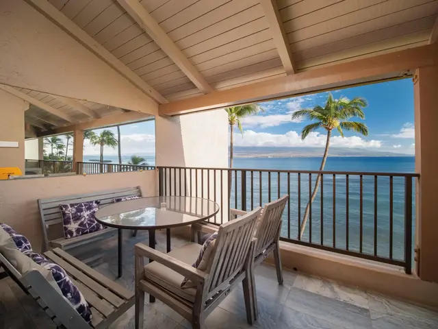 Listing Image for 100 Hauoli St 407 2 of 40