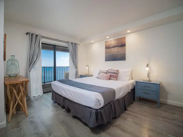 Listing Image for 100 Hauoli St 407 8 of 40