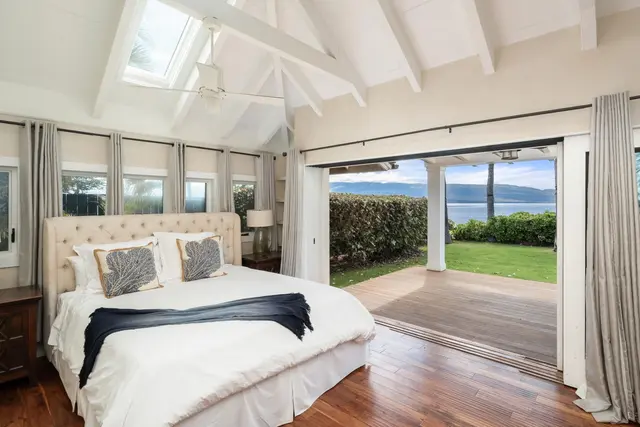 Listing Image for 210 Hauoli St 16 of 25