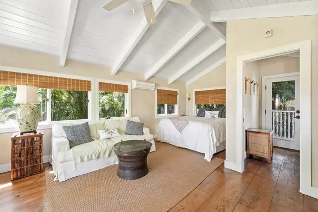Listing Image for 210 Hauoli St 22 of 25
