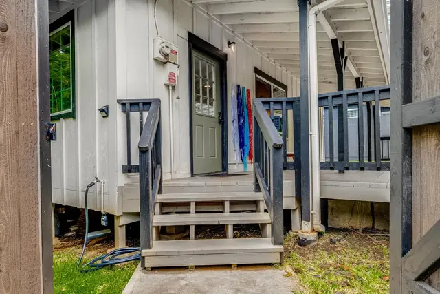 Listing Image for 331 W Kuiaha Rd Unit A 27 of 30