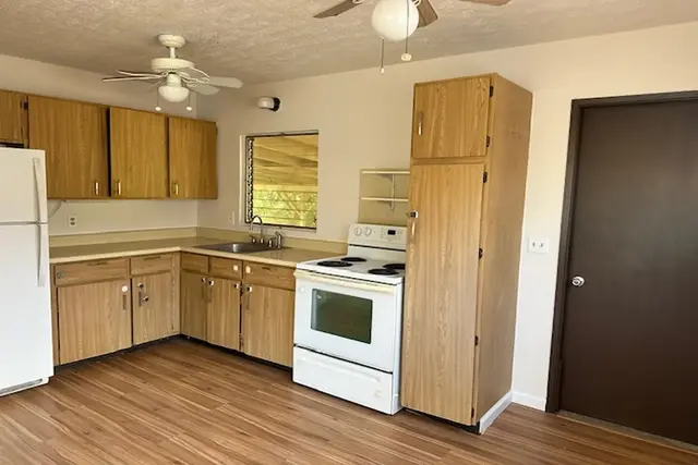 Listing Image for 14 Kawela St 2 of 16