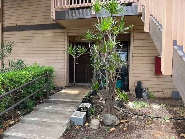 Listing Image for 15 Kulanihakoi St 1b 17 of 19