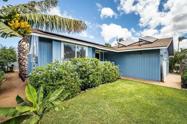 Listing Image for 405 Kaiolohia St 1 of 28