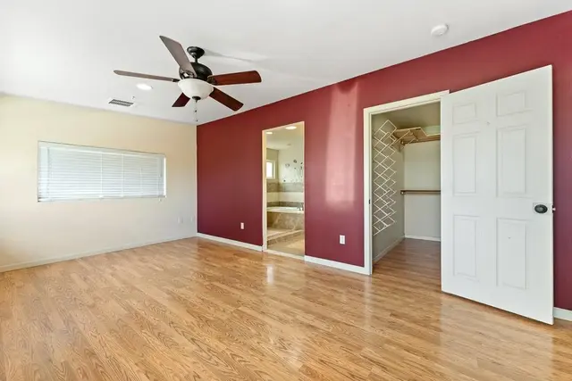 Listing Image for 405 Kaiolohia St 12 of 28