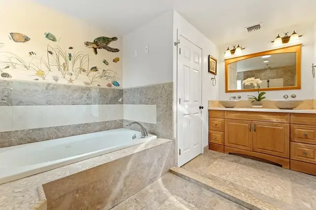 Listing Image for 405 Kaiolohia St 15 of 28