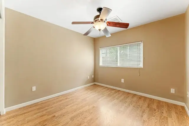 Listing Image for 405 Kaiolohia St 20 of 28